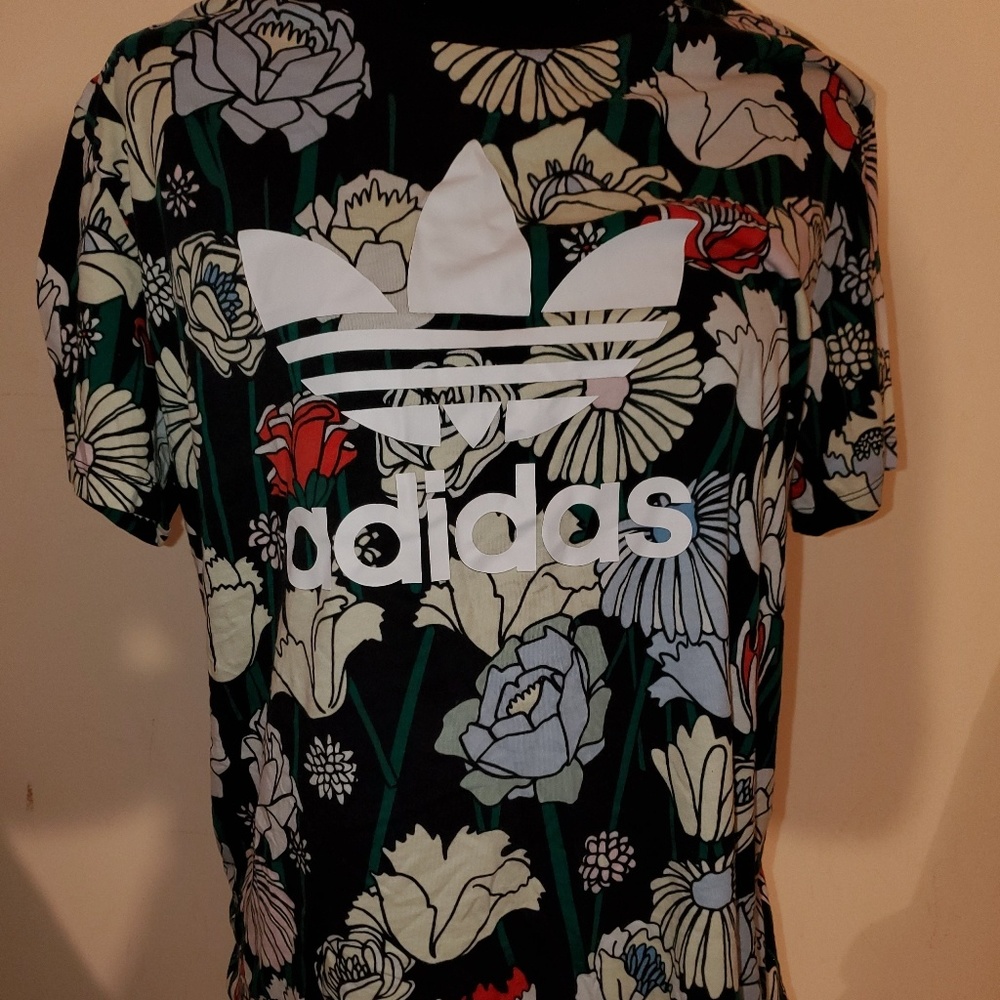 Adidas multi color t shirt